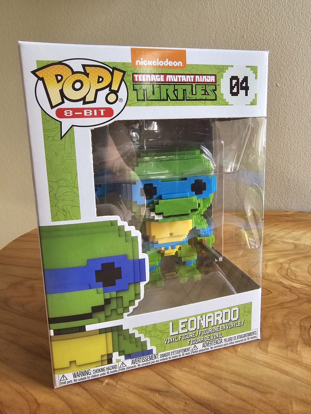 Funko Pop! 8-Bit Leonardo Vinyl Figure - Green Blue Yellow - Picture 2 of 6